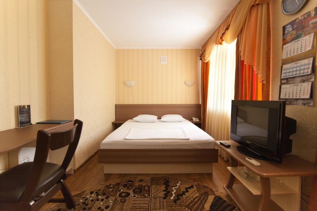 Ingul Bed and Breakfast Mykolaiv Habitación foto